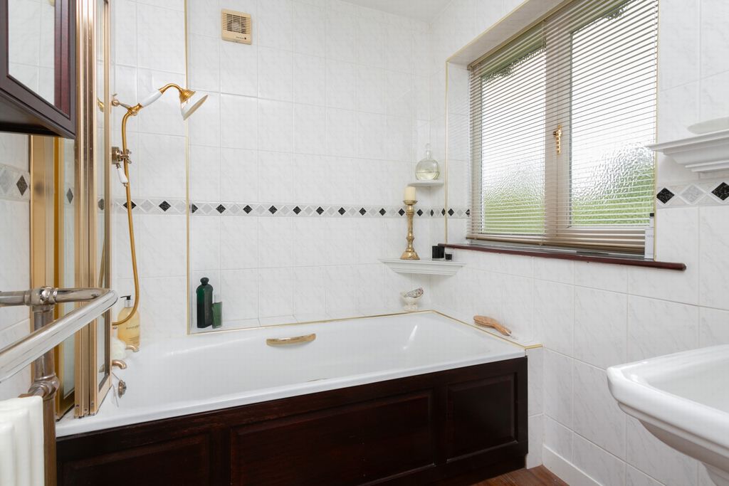 Additional image 32 of 4 bed detached house for saleBurmarsh Road, Hythe CT21