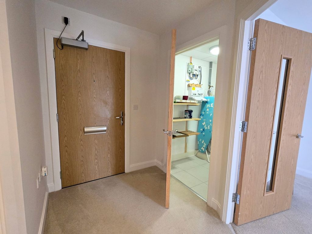 1 bed flat for saleLuxury Retirement Flat - Lowe House, Knebworth, Herts SG3 photo 5