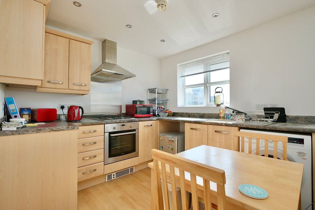 Additional image 4 of 2 bed flat for saleStokes Drive, Godmanchester, Huntingdon PE29