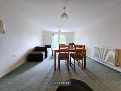 Charlton Court, Newcastle Upon Tyne NE7