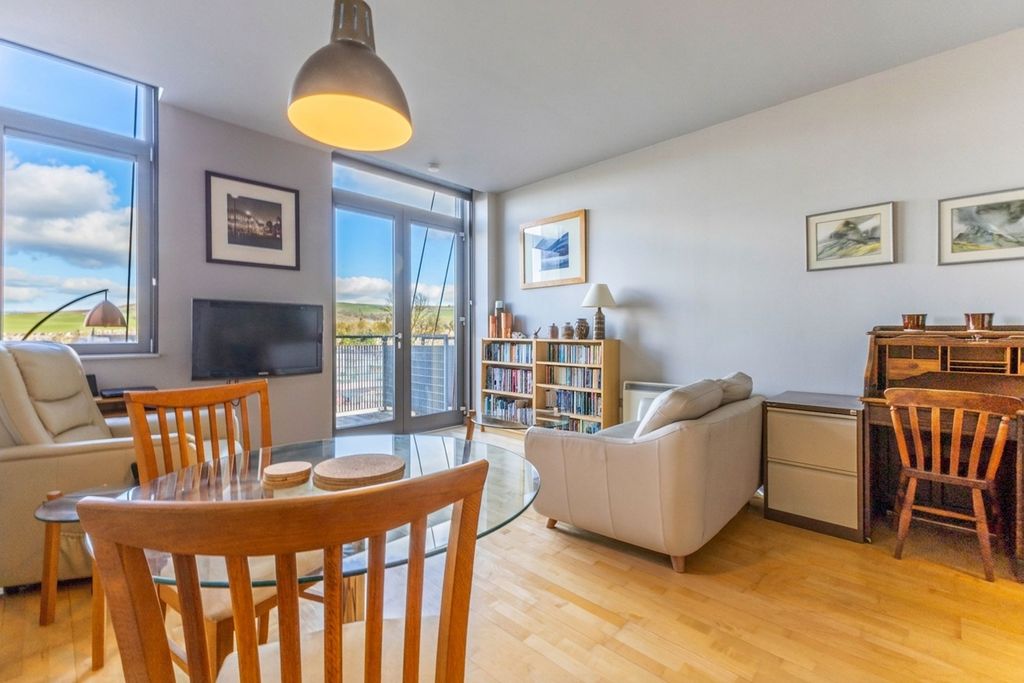 Additional image 3 of 2 bed flat for sale403 Sand Aire House Stramongate, Kendal LA9