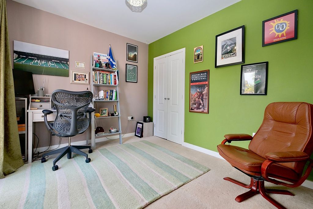Additional image 18 of 6 bed detached house for saleJarwood Walk, Godmanchester, Huntingdon PE29