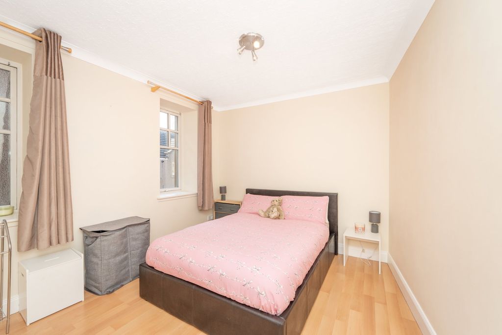 Additional image 21 of 2 bed flat for saleBranning Court, Kirkcaldy KY1