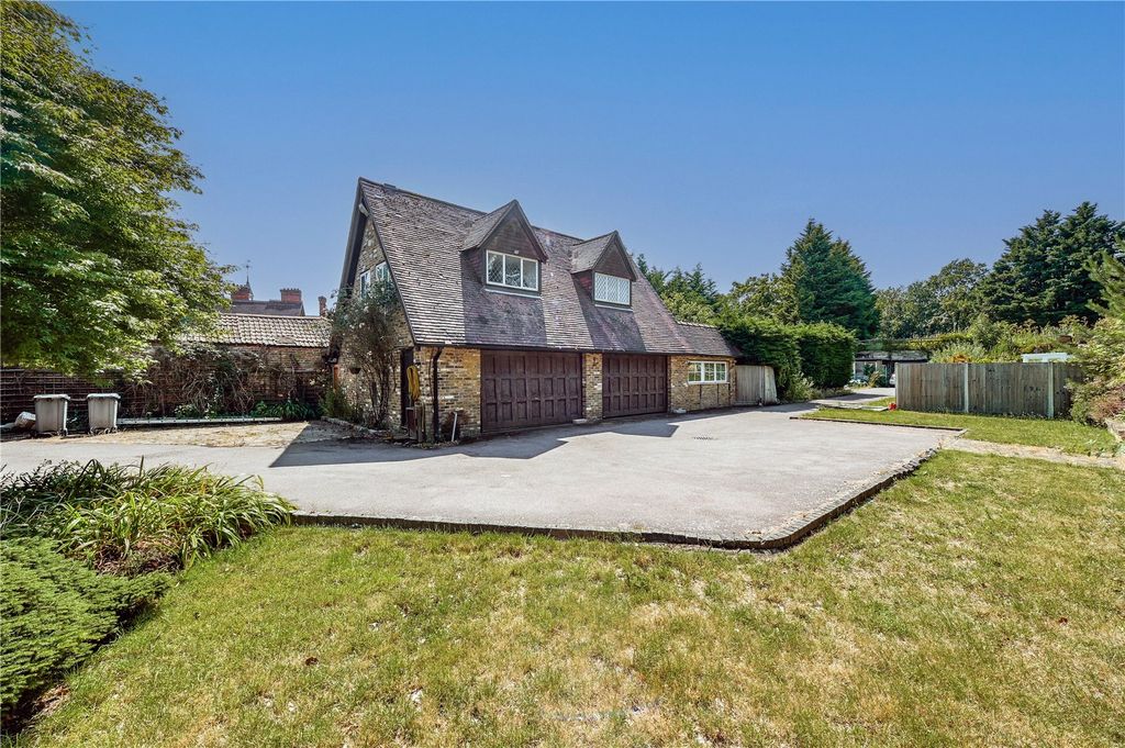 Additional image 24 of 7 bed detached house for saleWarren Lodge, Iver SL0