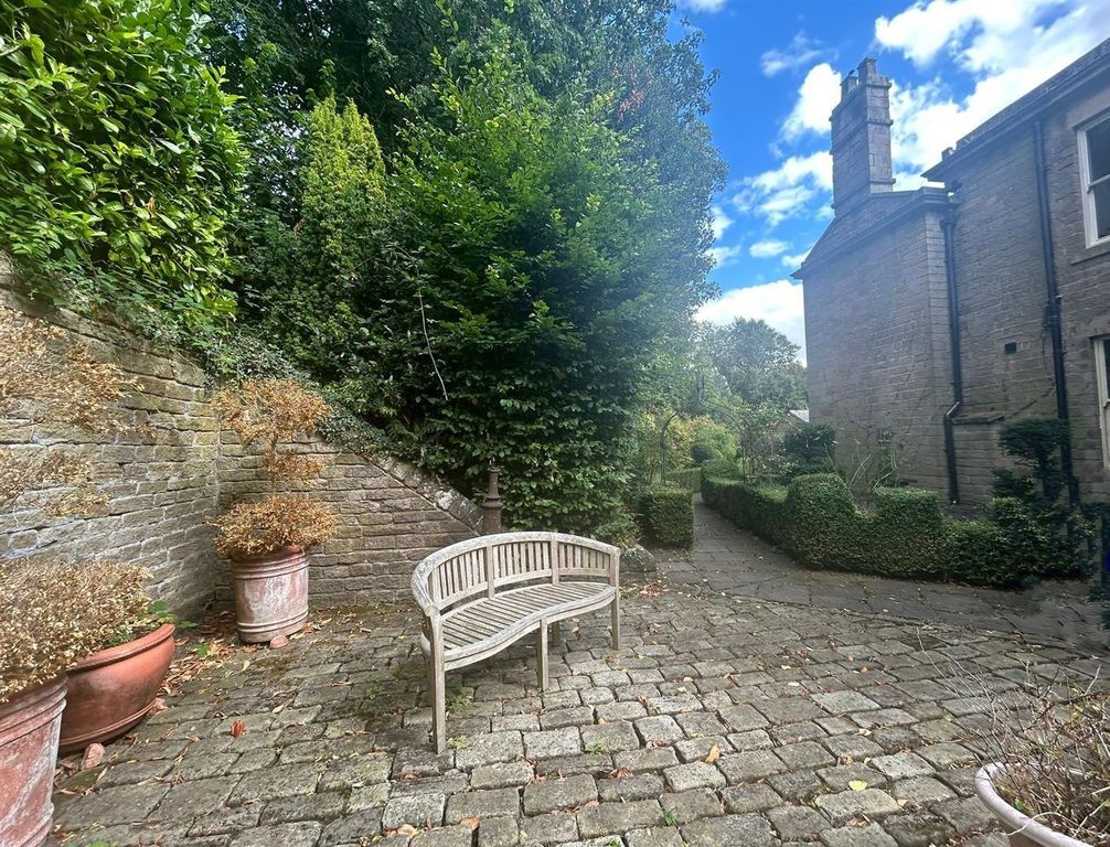 Additional image 19 of 2 bed flat for saleMottram Road, Broadbottom, Hyde SK14
