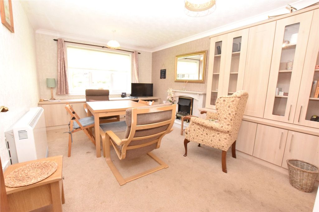 Additional image 3 of 1 bed flat for saleLowry Court, Hyde, Greater Manchester SK14