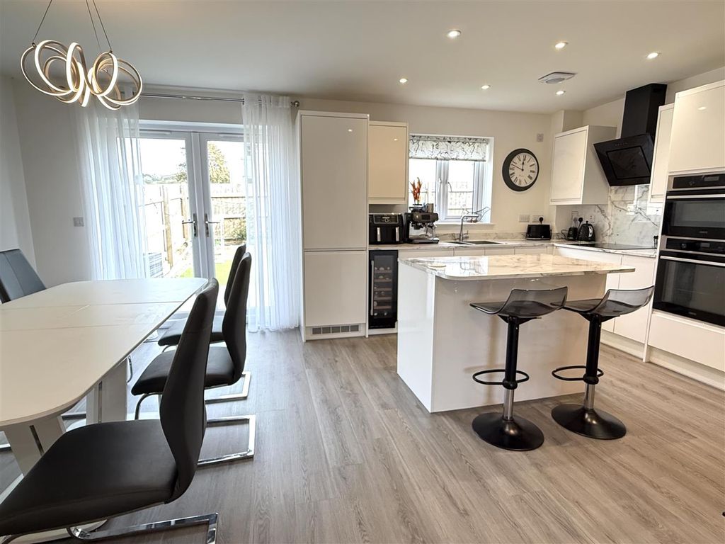 Additional image 14 of 4 bed detached house for saleGerddi Gwenllian, Mynyddygarreg, Kidwelly SA17