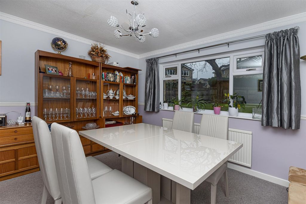 Additional image 16 of 5 bed detached house for saleThe Ghyll, Fixby, Huddersfield HD2