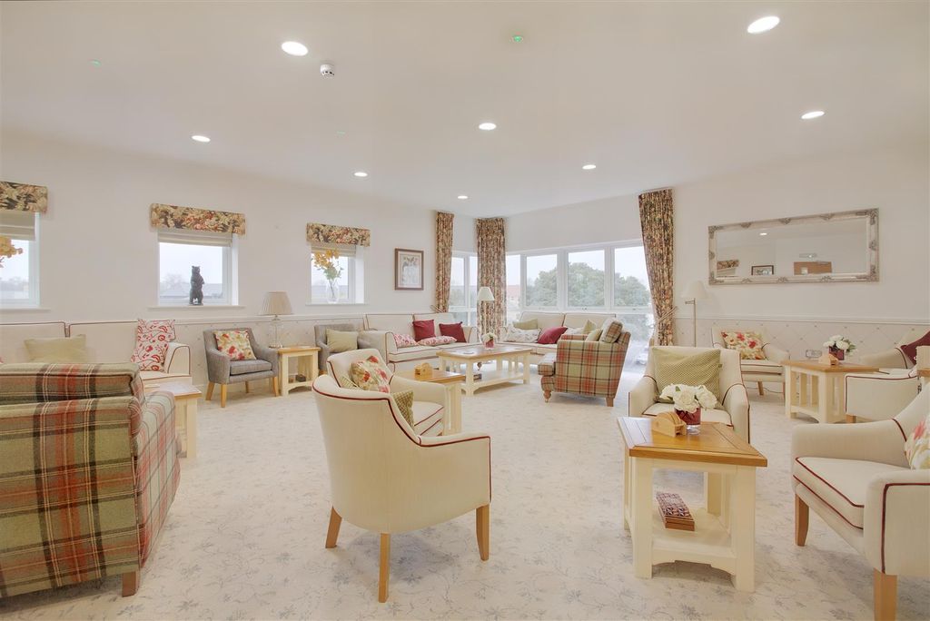 Additional image 16 of 1 bed flat for saleElm Tree Court, High Street, Huntingdon PE29