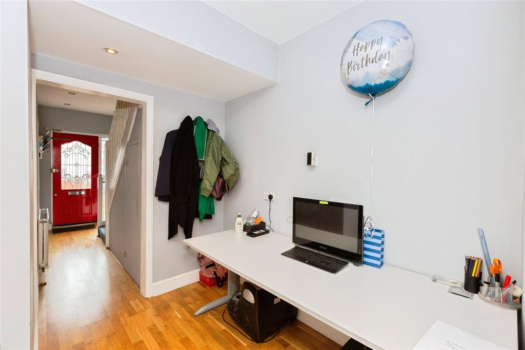 Additional image 4 of 5 bed end terrace house for saleTomswood Hill, Ilford IG6