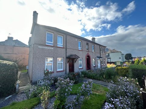 Stenhouse Drive, Stenhouse, Edinburgh EH11