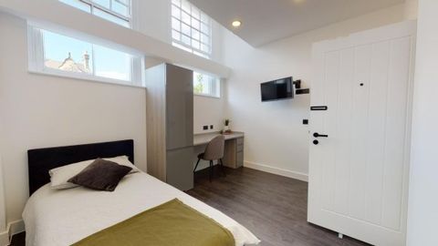 Graduation House, Nottingham, Nottinghamshire NG9, Room to rent
