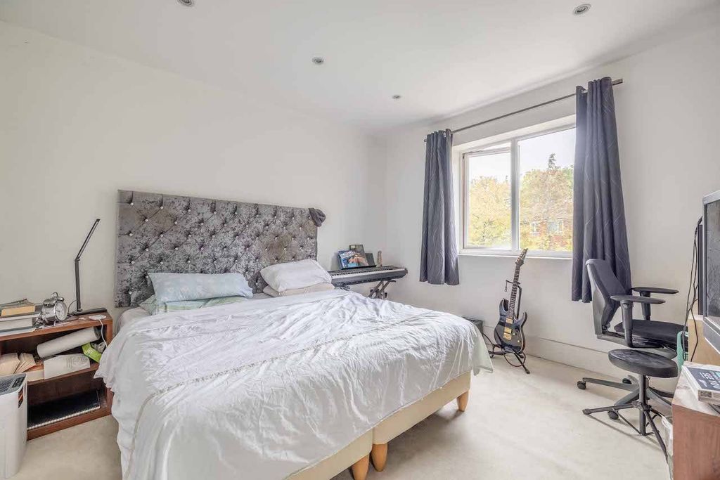 Additional image 16 of 4 bed detached house for saleCopse Wood, Iver Heath SL0