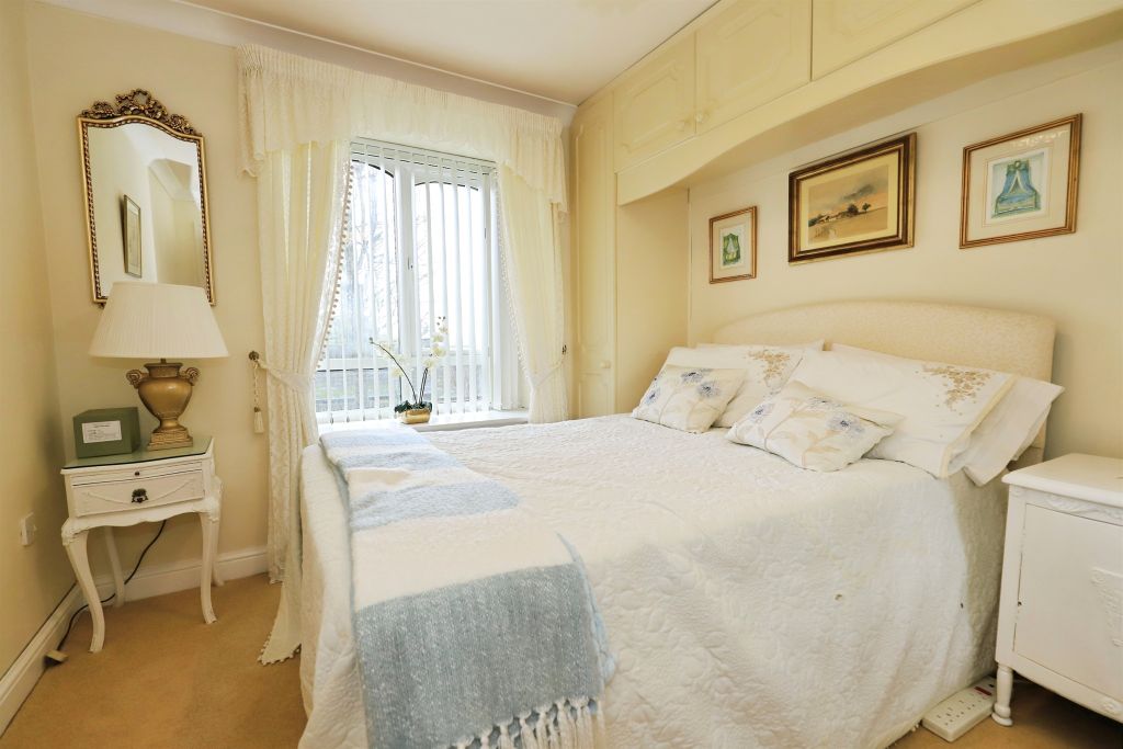 Additional image 7 of 2 bed flat for saleOldnall Road, Kidderminster DY10