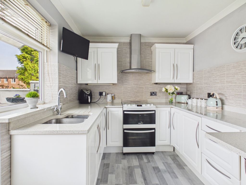 Additional image 8 of 3 bed semi-detached house for saleGrosvenor Crescent, Hyde SK14