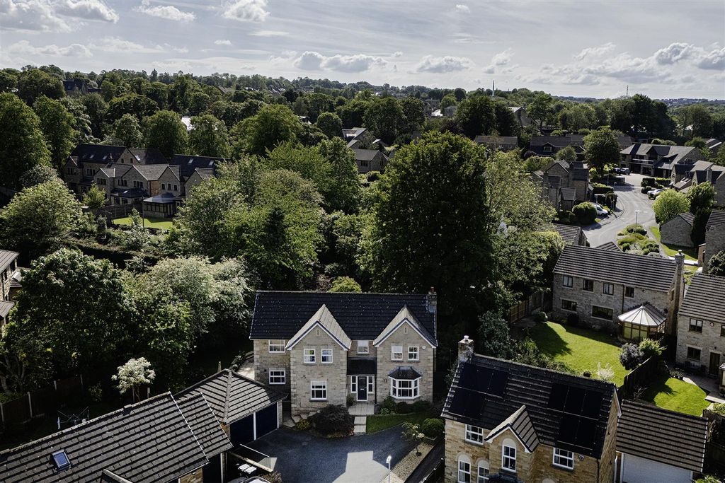 Additional image 54 of 5 bed detached house for saleWhitebeam Park, Birkby, Huddersfield HD2