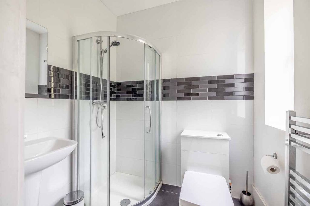 Additional image 11 of 4 bed detached house for saleCopse Wood, Iver Heath SL0