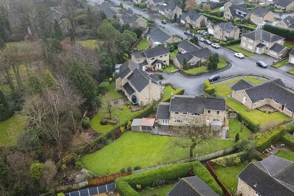Additional image 53 of 5 bed detached house for saleThe Ghyll, Fixby, Huddersfield HD2