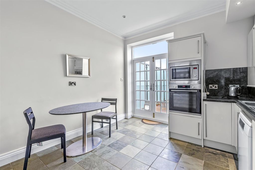 Additional image 7 of 3 bed flat for saleThe Grove, Ilkley LS29