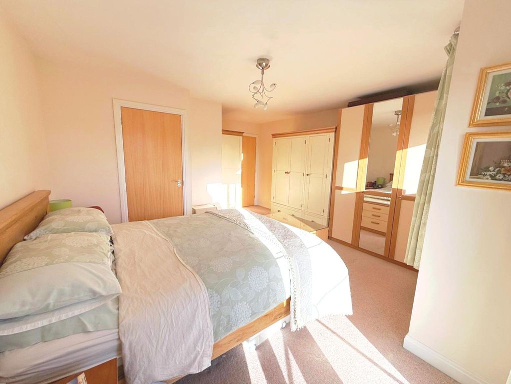 Additional image 11 of 2 bed flat for saleOldnall Road, Kidderminster DY10