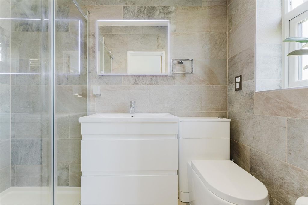 Additional image 14 of 5 bed semi-detached house for saleSt. Margarets Close, Iver SL0