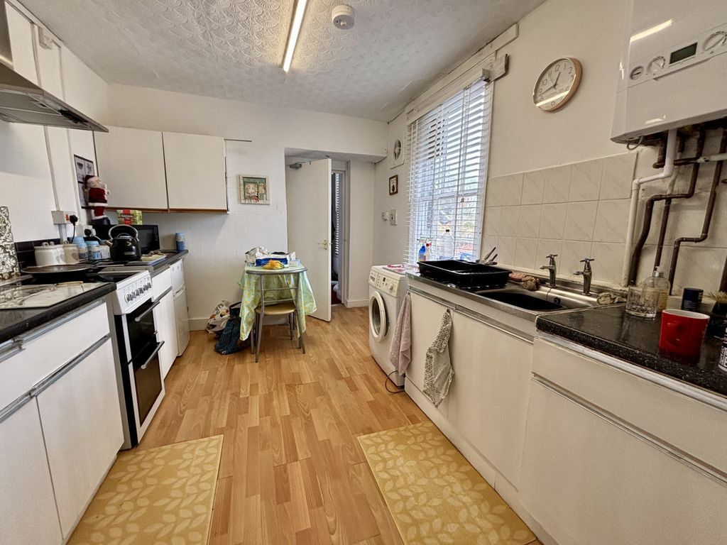 Additional image 15 of 7 bed block of flats for salePark Lane, Kidderminster DY11