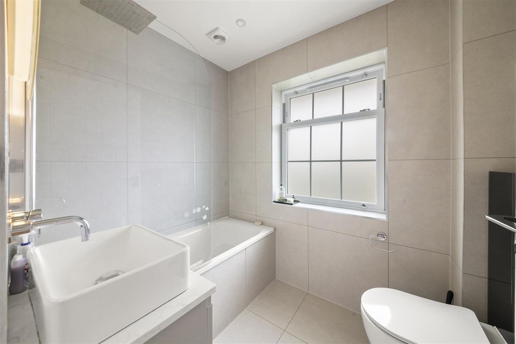 Additional image 10 of 4 bed detached house for salePotters Cross, Iver SL0