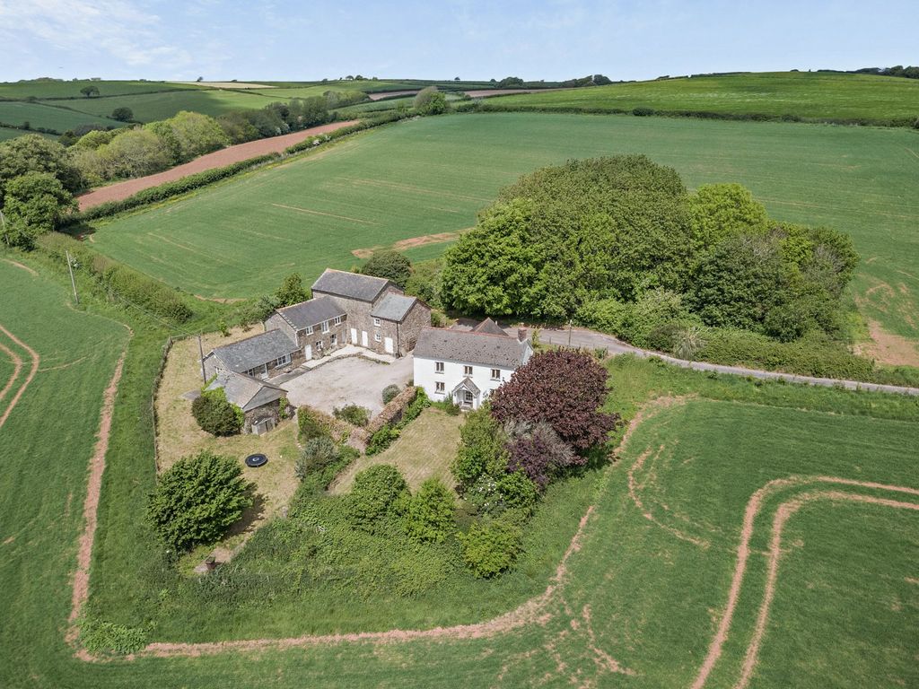 5 bed detached house for saleKingsbridge, Devon TQ7