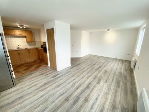 Ffordd Garthorne, Caerdydd CF10