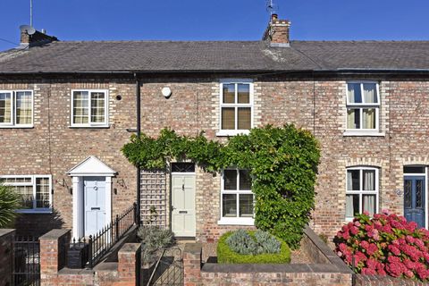 Harrison Street, Heworth, York YO31