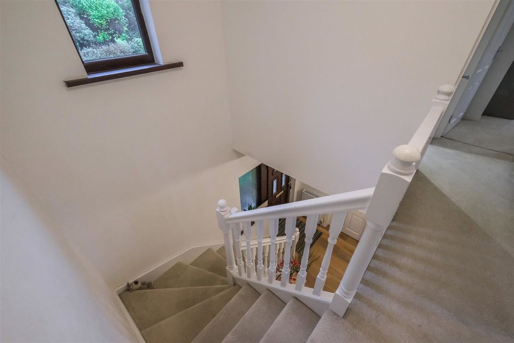 Additional image 23 of 4 bed detached house for salePrince Wood Lane, Huddersfield HD2