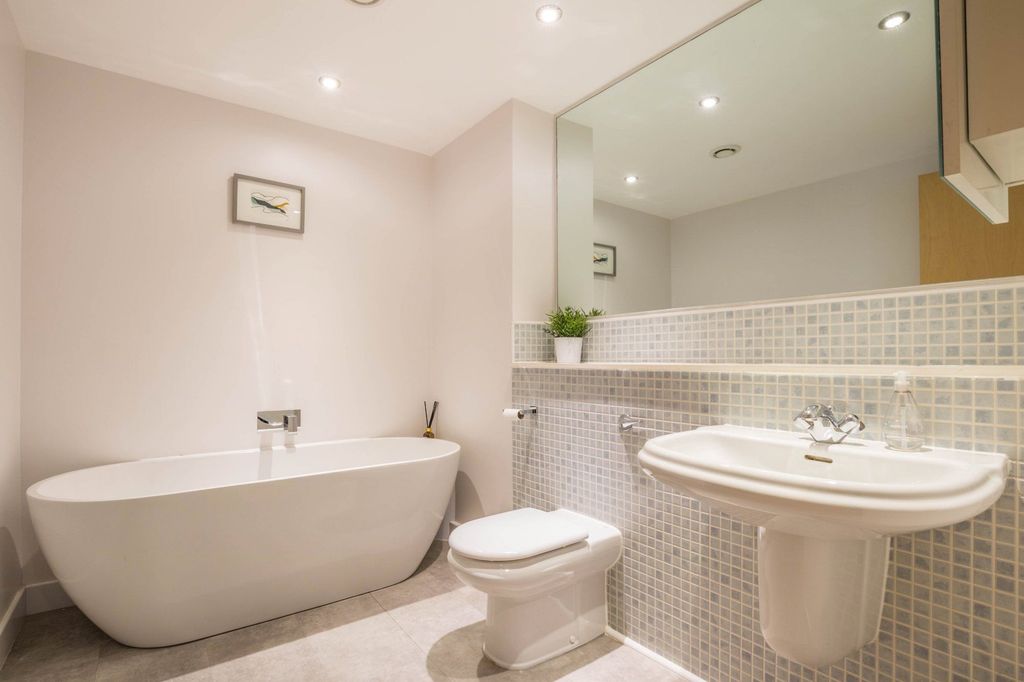Additional image 5 of 2 bed flat for sale416 Sand Aire House, Kendal LA9