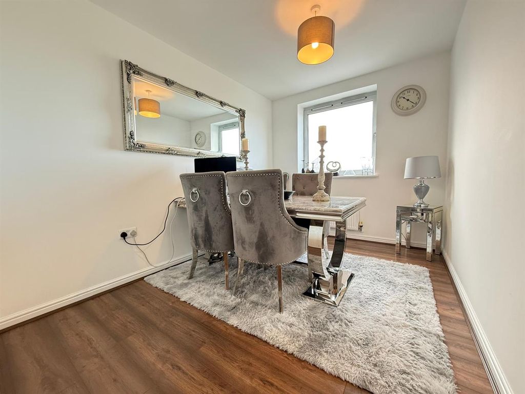Additional image 4 of 2 bed flat for saleCentreway Apartments, Axon Place, Ilford IG1