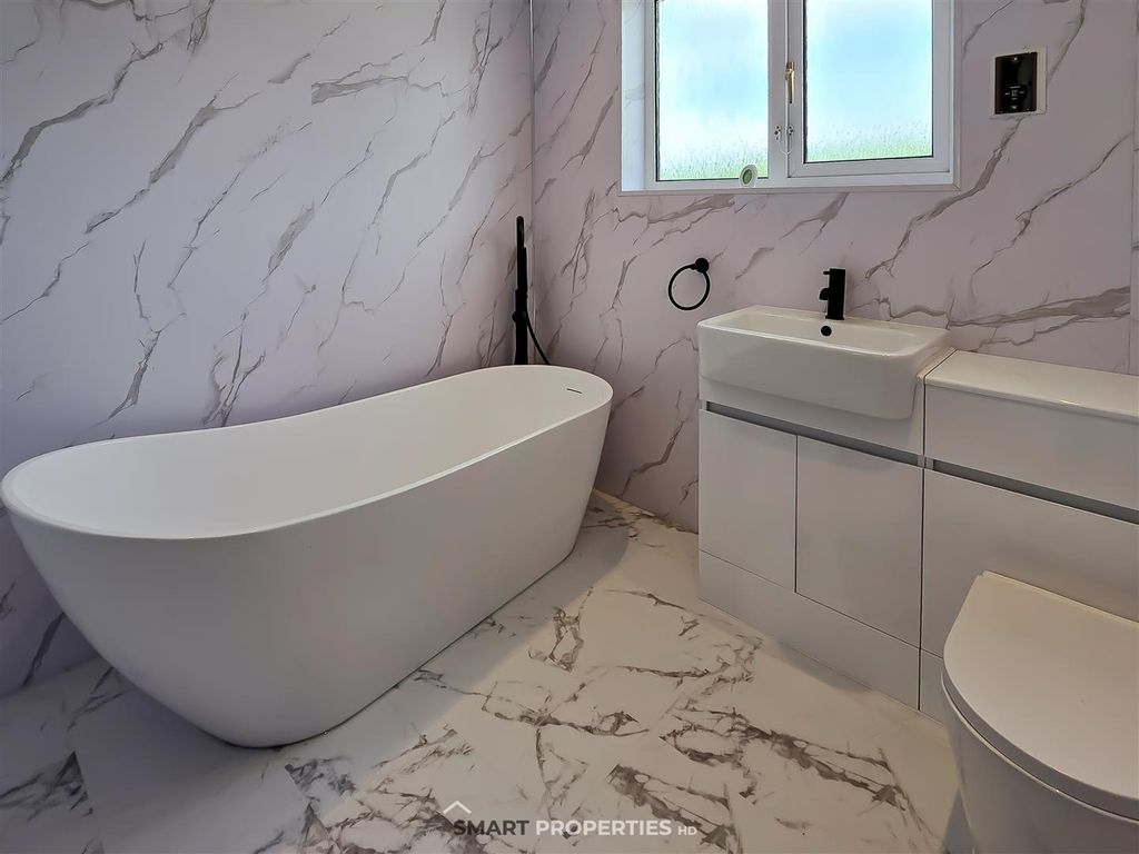 Additional image 55 of 5 bed detached house for saleGreenroyd Croft, Huddersfield HD2
