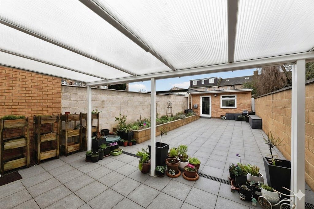 Additional image 11 of 2 bed flat for saleWellesley Road, Ilford IG1
