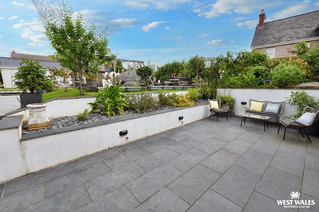 Additional image 27 of 5 bed detached house for saleCarmarthen Road, Kilgetty SA68