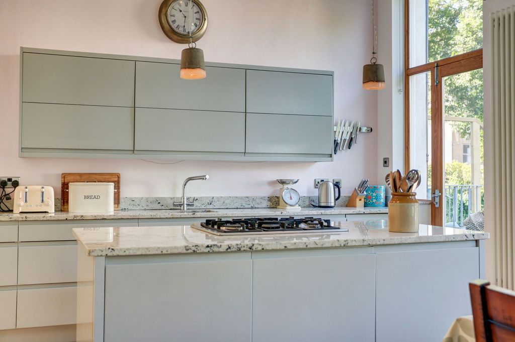 Additional image 8 of 6 bed semi-detached house for saleSelborne Road, Hove BN3