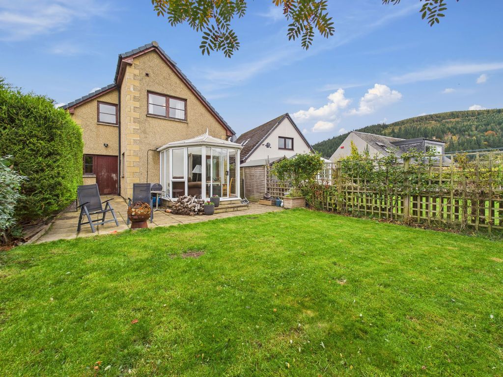Additional image 4 of 4 bed detached house for salePrinces Street, Innerleithen EH44
