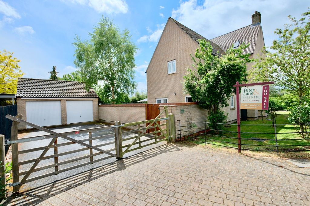 Additional image 31 of 6 bed detached house for saleJarwood Walk, Godmanchester, Huntingdon PE29