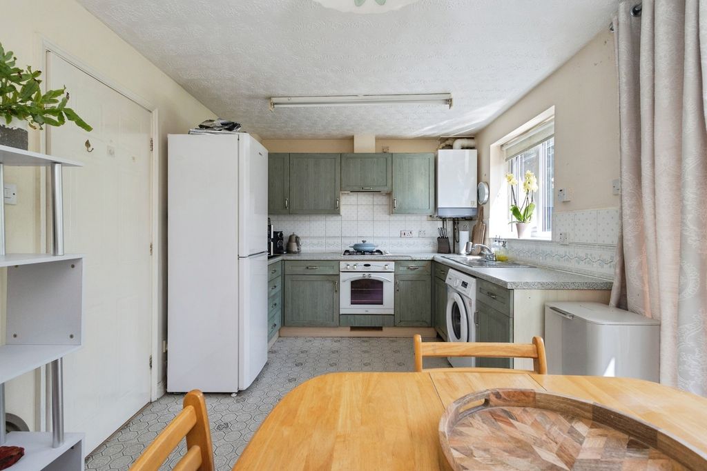 Additional image 6 of 3 bed semi-detached house for saleJames Drive, Hyde, Greater Manchester SK14