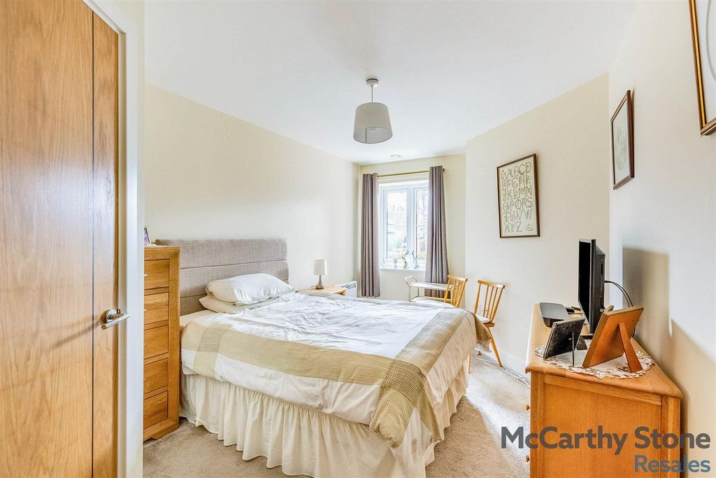 Additional image 10 of 1 bed flat for saleTresham Close, St. Marys Road, Kettering, Northamptonshire NN15