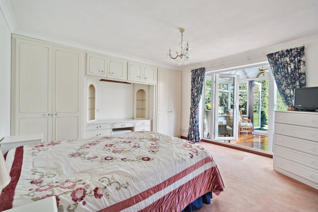 Additional image 19 of 5 bed detached house for saleNorwood Lane, Iver SL0