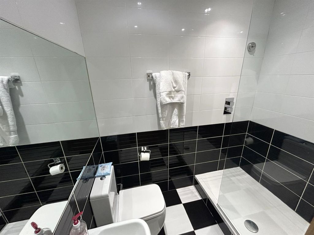 Additional image 17 of 2 bed flat for saleMottram Road, Broadbottom, Hyde SK14