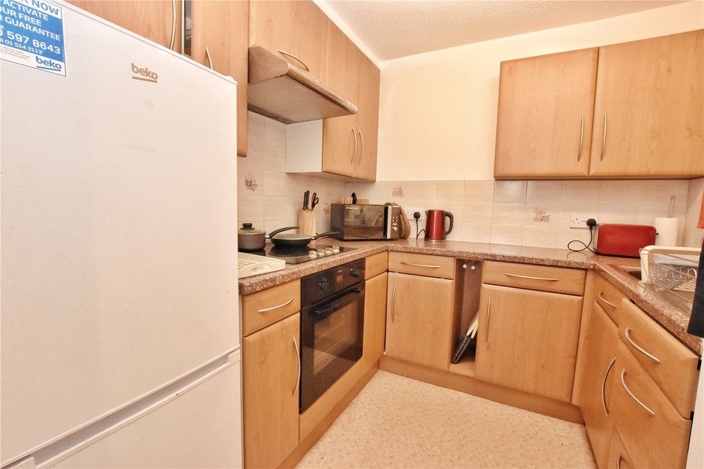 Additional image 6 of 1 bed flat for saleLowry Court, Hyde, Greater Manchester SK14