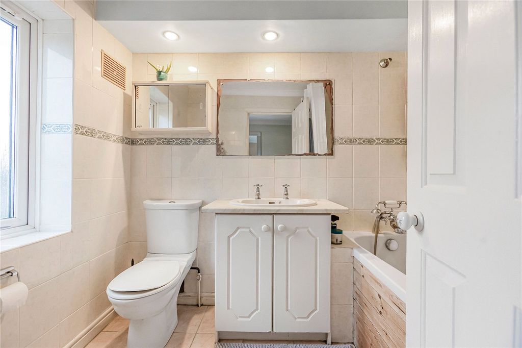 Additional image 8 of 3 bed semi-detached house for saleOxford Road, Kidlington OX5