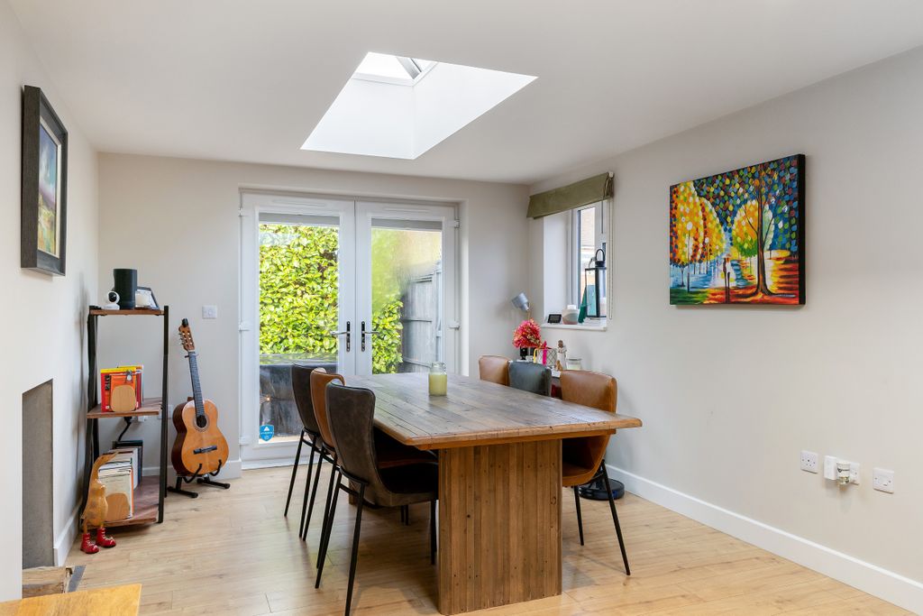 Additional image 4 of 3 bed semi-detached bungalow for salePriory Avenue, Hungerford RG17