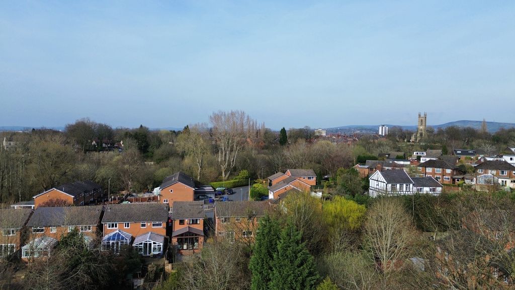 Additional image 32 of 3 bed semi-detached house for saleGrosvenor Crescent, Hyde SK14
