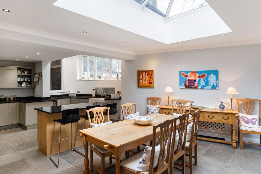 4 bed terraced house for saleChurch Street, Isleworth TW7