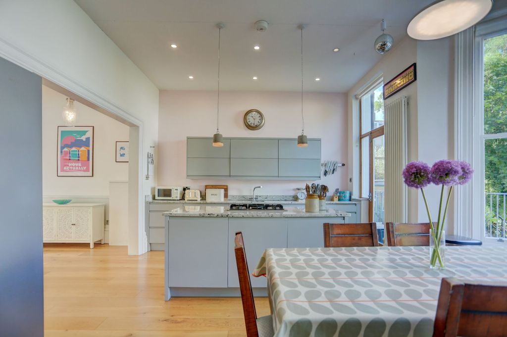 Additional image 6 of 6 bed semi-detached house for saleSelborne Road, Hove BN3