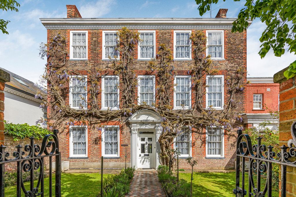 7 bed detached house for saleLower Teddington Road, Kingston Upon Thames, Surrey KT1